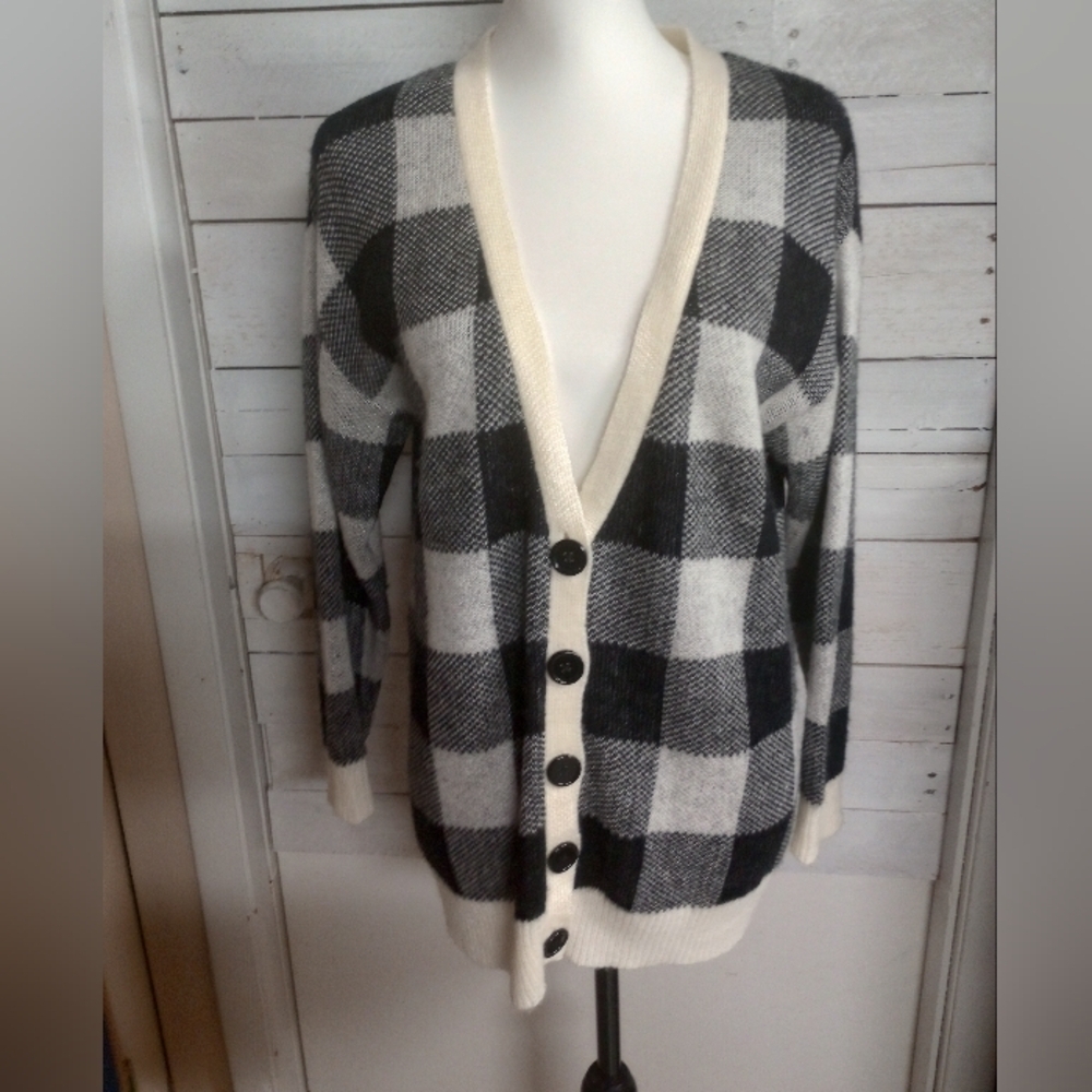 Wild Fable Womens Size Large Ivory Gray Black Knit Button Front Cardigan Sweater